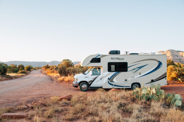 Read more about the article How To Choose The Right Rv For Your Kelowna Vacation